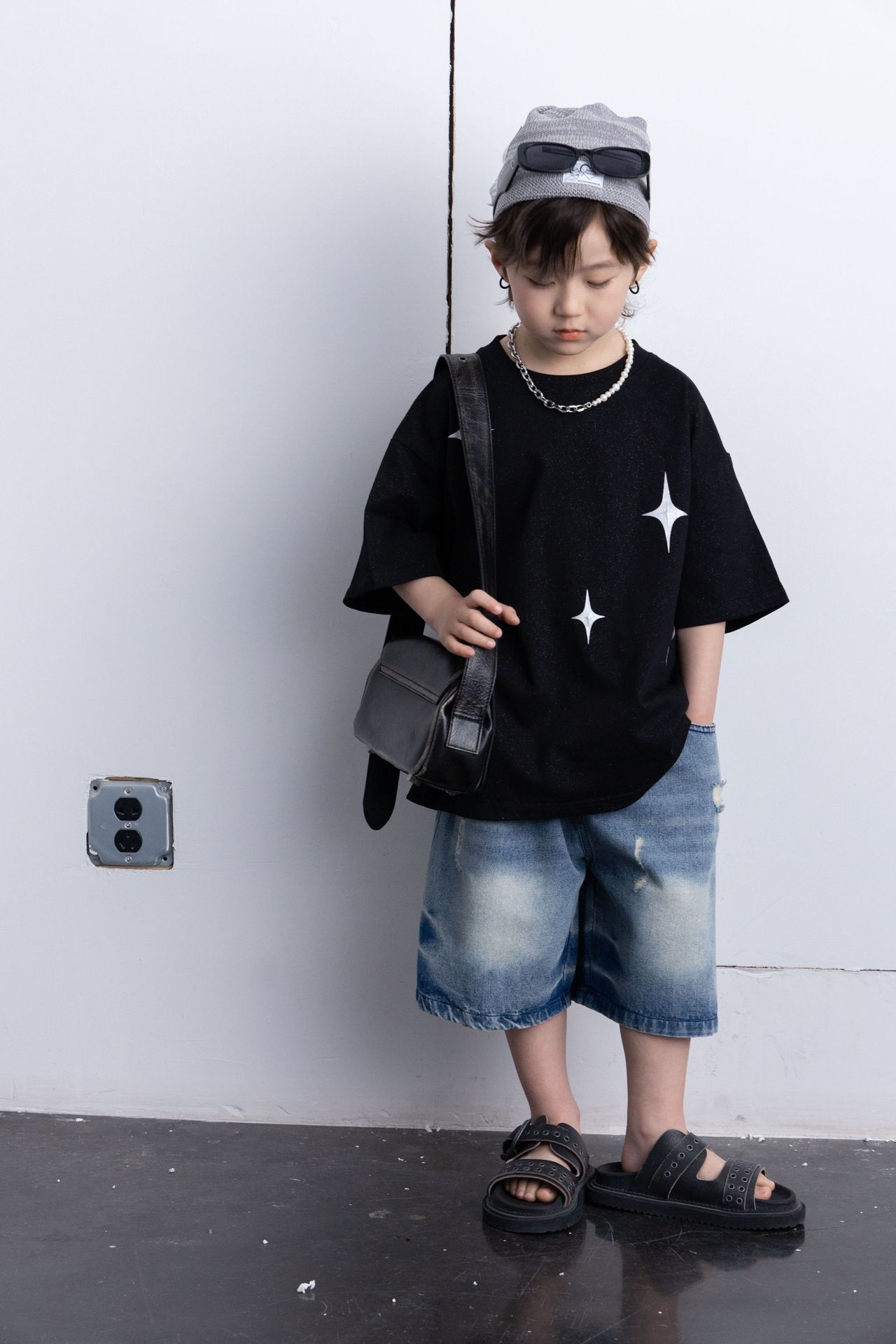 Детские шорты 2024 лето новые мужские джинсовые шорты корейского стиля оптом из Китая