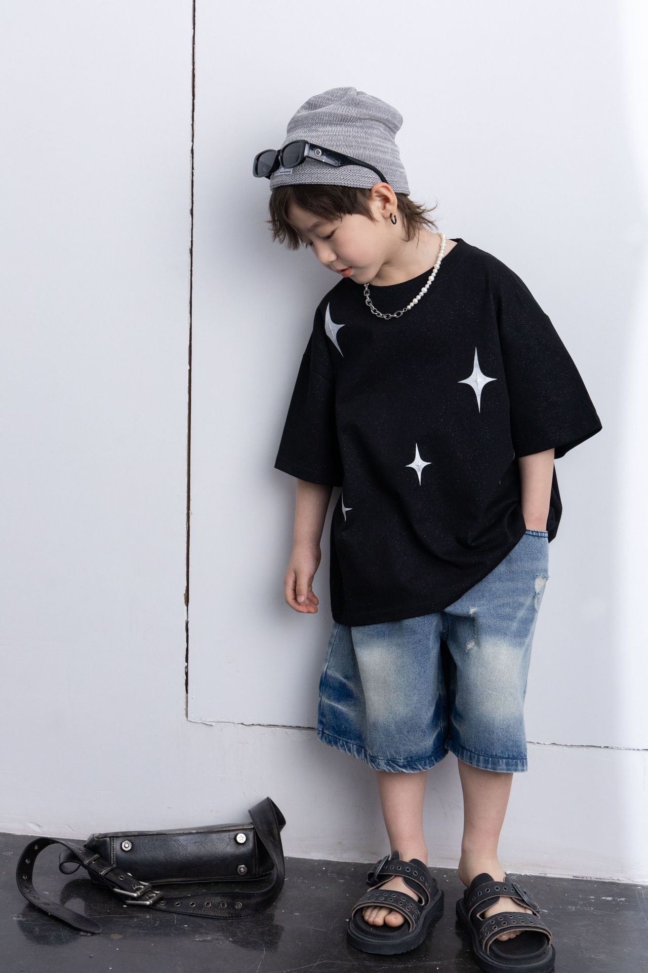 Детские шорты 2024 лето новые мужские джинсовые шорты корейского стиля оптом из Китая