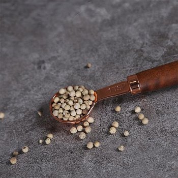 Ручная мельница для перца и соли изображение